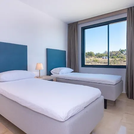 Luxurious Townhouse With Roof Plunge Pool Vakantiehuis Málaga