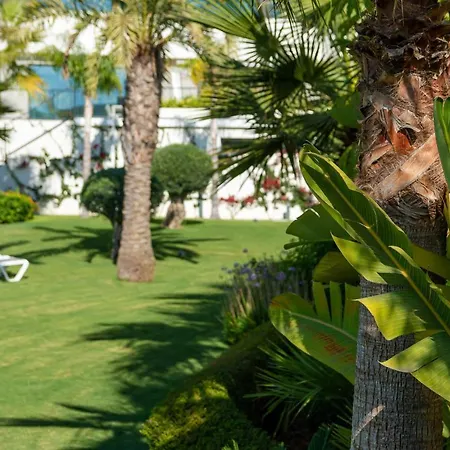 Luxurious Townhouse With Roof Plunge Pool Vakantiehuis *